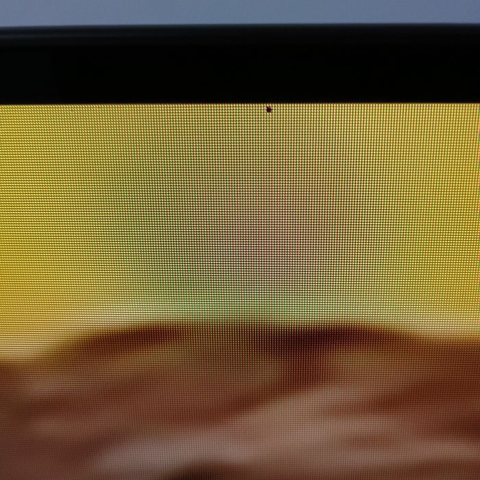 Mobila , frigidere , televizoare si accesorii moderne.