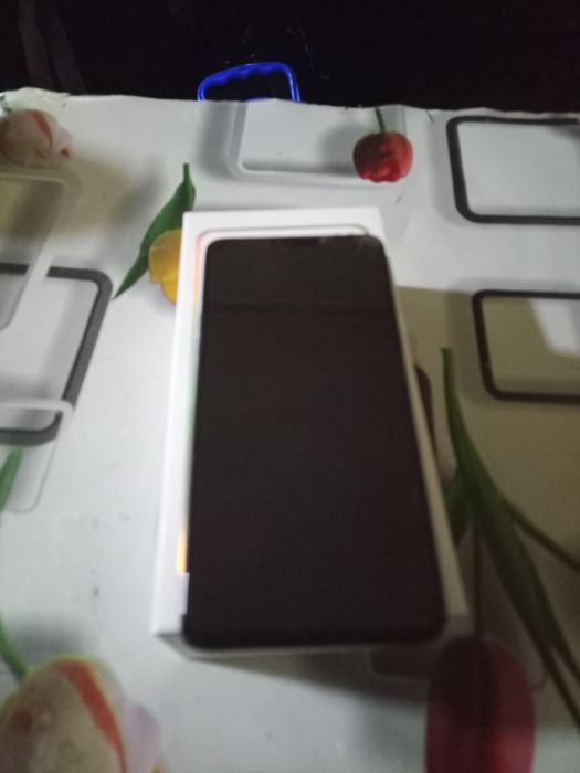 Продам смартфон SPARK 40 PRO      новый