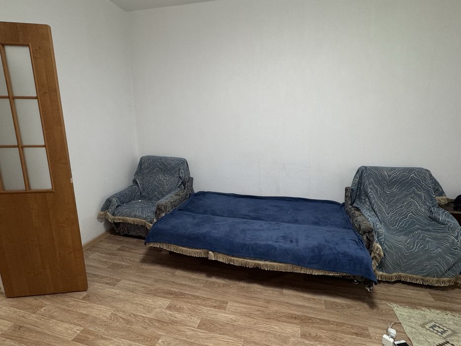 бесплатно диван и кресла