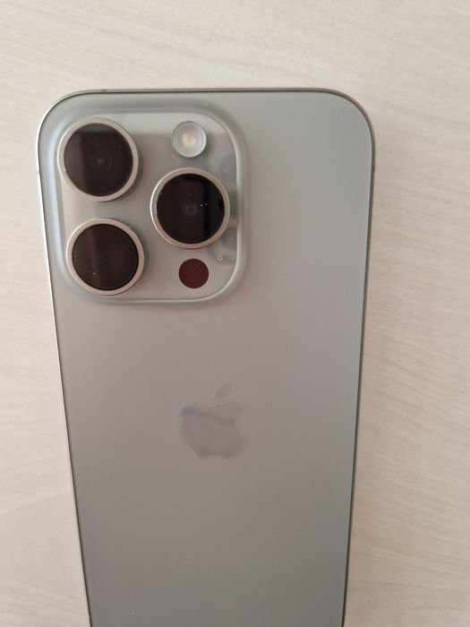 iPhone 15 Pro Natural Titanium -256gb
