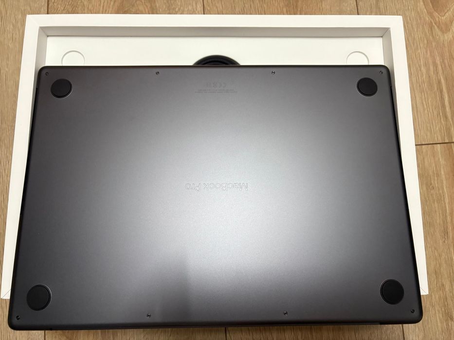 MacBook Pro M4 Pro 16"