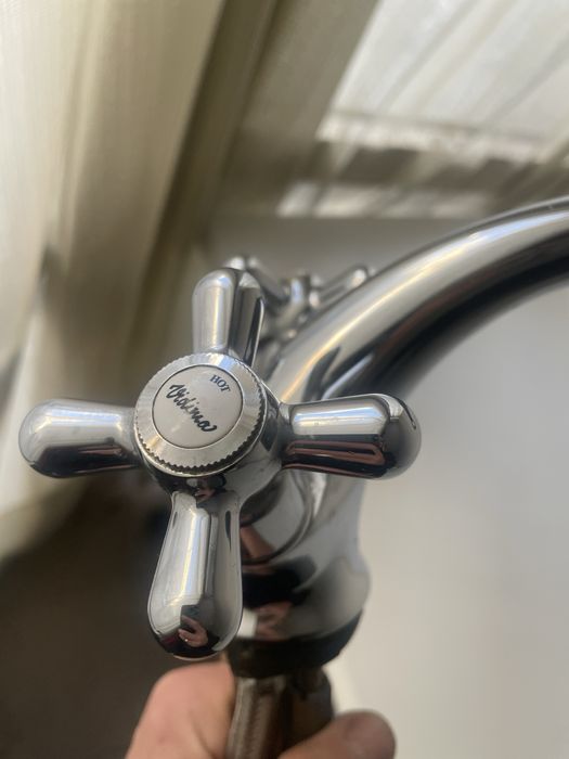 Смесител за мивка Баня Видима ретро