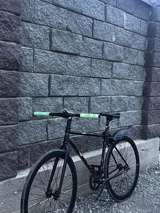 Продаеться велосипед фикс