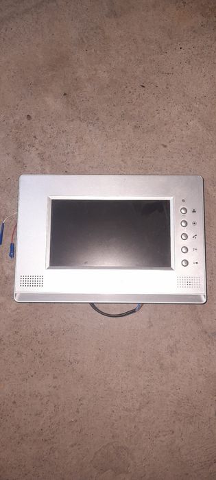 Продаю видеодомофоны (в рабочем состоянии)