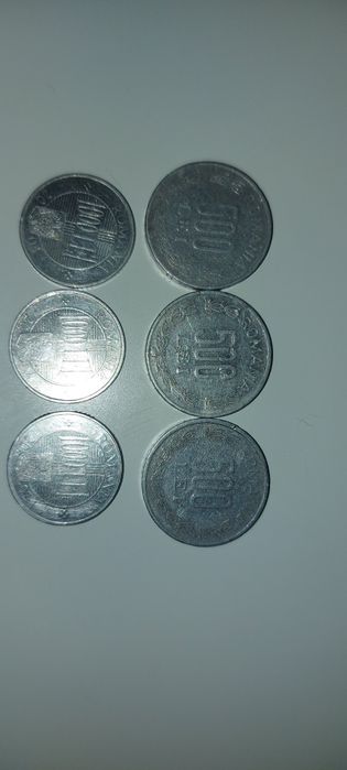 Vând monede de 500 lei din anul 1999 și de 1000 lei din anul 2002