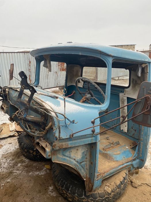 Зил кабинасы сатылады