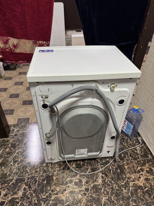 Продам стиральную машину
