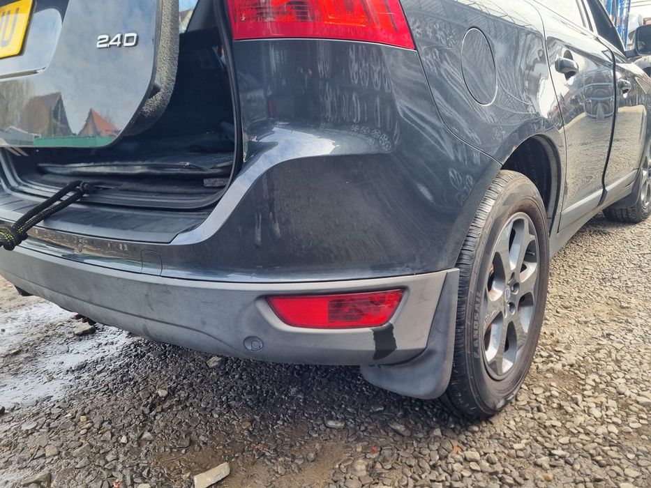 Задна броня Volvo XC60 2008 - 2013 SUV 4 врати, цвя