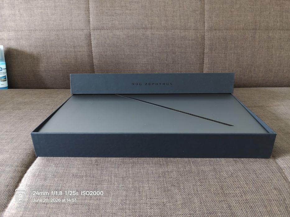 2025 ASUS ROG Zephyrus G16 OLED | Ultra 9 285H | RTX 5060 | 32GB | Garanție 2028 | Ca Nou