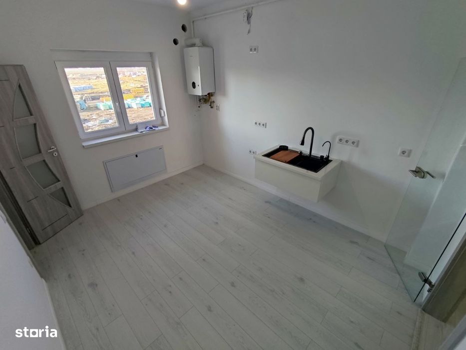 Apartament 3 camere Parter, la cheie | 2 băi, 2 balcoane — fotografia 1