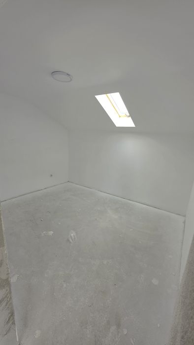 Comision 0! Apartament 2 camere decomandat la alb, Calea Cisnadiei.