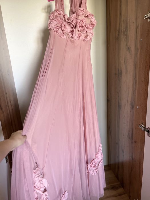 Нежное вечернее платье