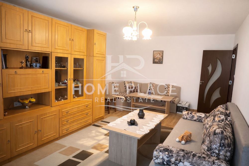 Продава се Двустаен апартамент в Варна, Цветен квартал - 64 кв.м за 1315 €/кв.м - Снимка #1