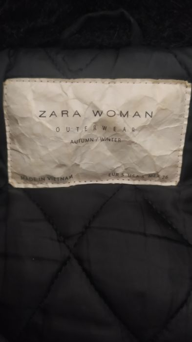 Яке ZARA непромокаемо S