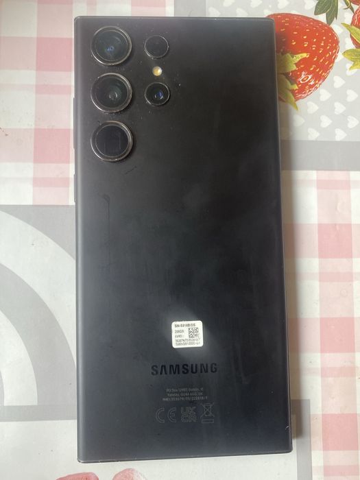 Vand samsung s23 ultra pentru piese