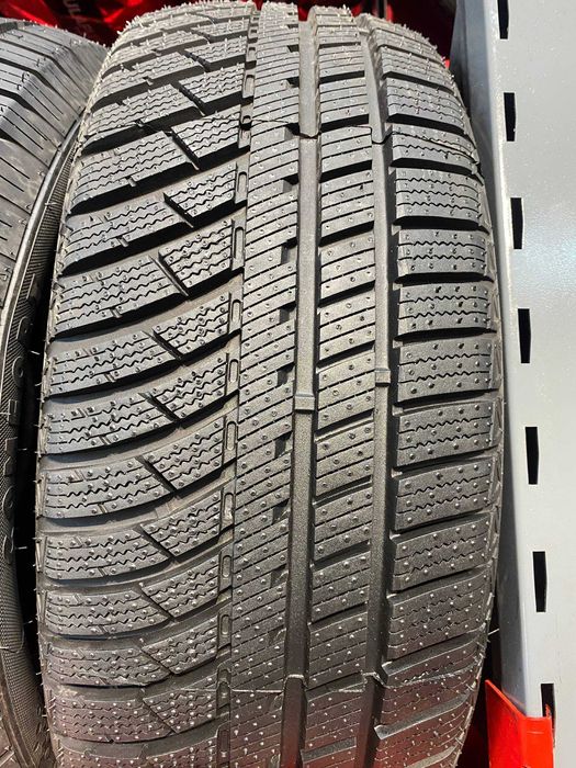 Dynamo M4S01  195/55R15