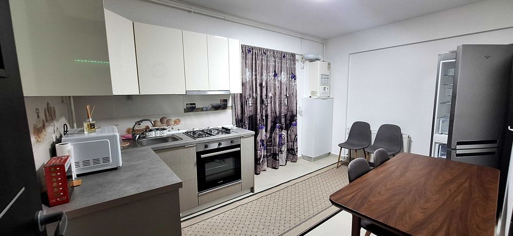 De închiriat apartament
