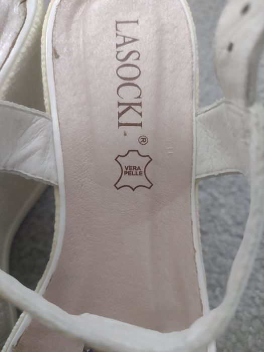 Дамски сандали естествена кожа