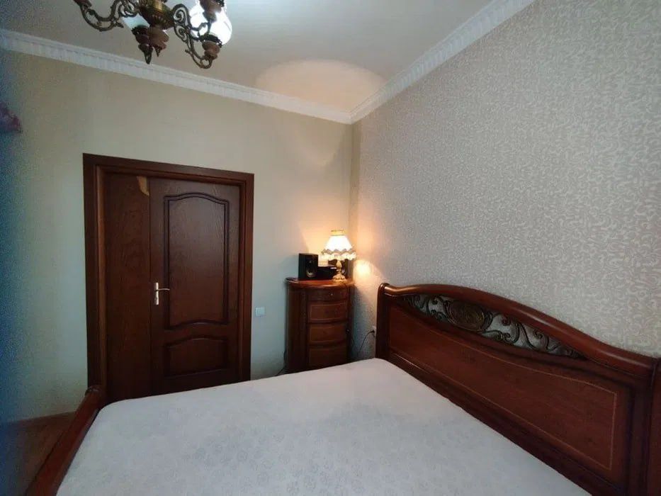 Bollarga ijara, Oybek metro 900 mingdan