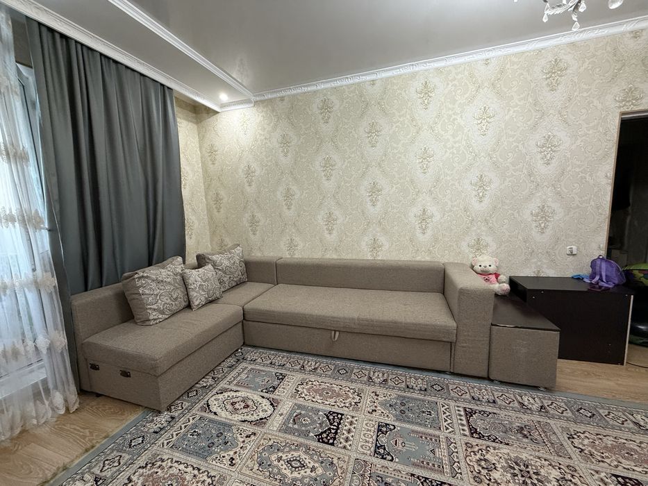 Уголок мягкая мебель