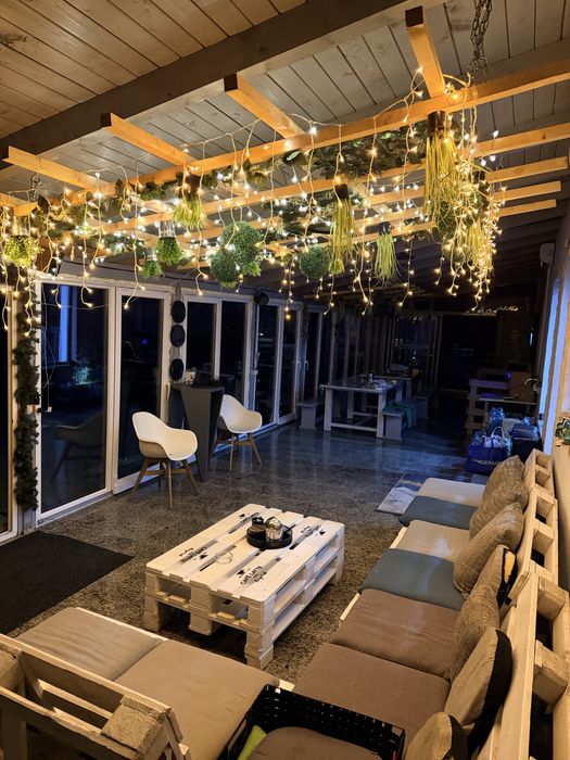 Cabana  de inchiriat LA   PADURE cu PiSCINA iSauna si ciubar  si