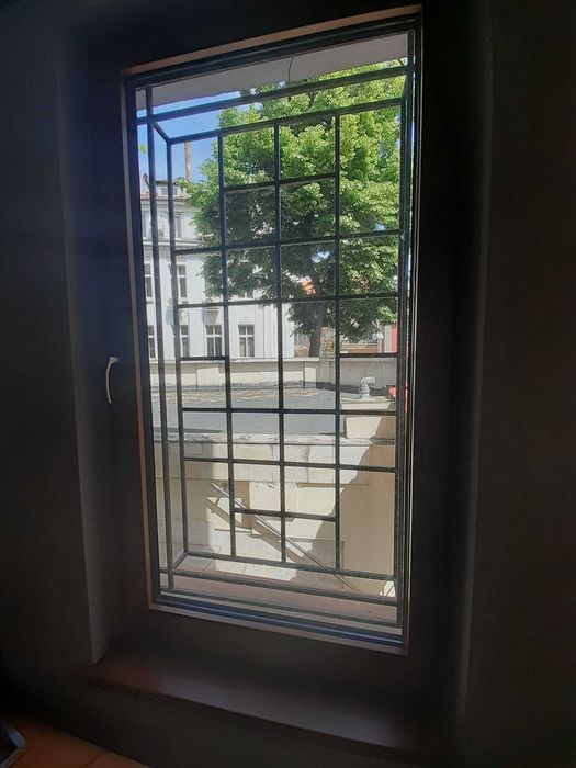 Еднокрили прозорци с алуминиев профил