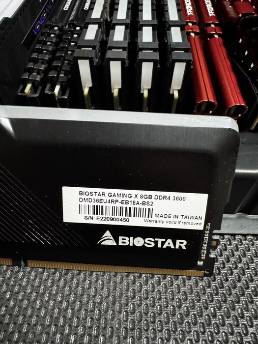 Memorii ram ddr4 16gb 3600mhz kit rgb corsair biostar adata