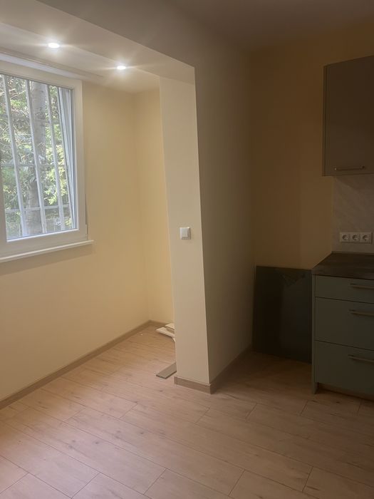 Дава се под наем Четиристаен апартамент в София, Лозенец - 83 кв.м за 765 € - Снимка #12