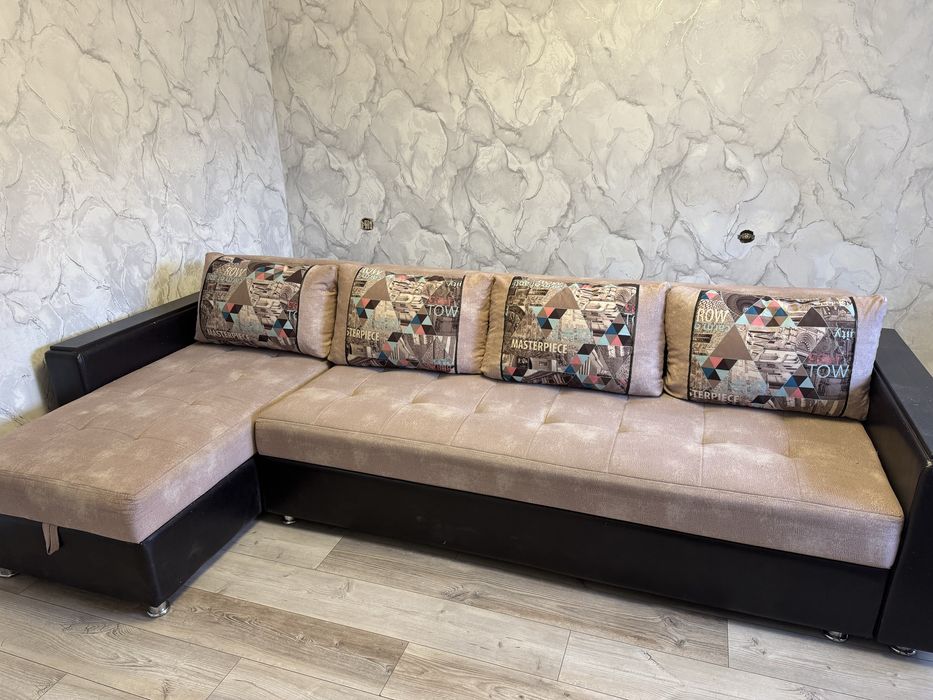 Продам угловой диван