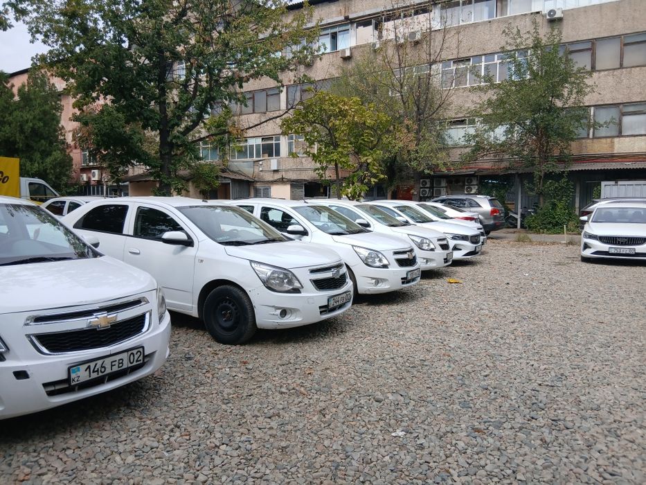 Аренда под такси Автомашины