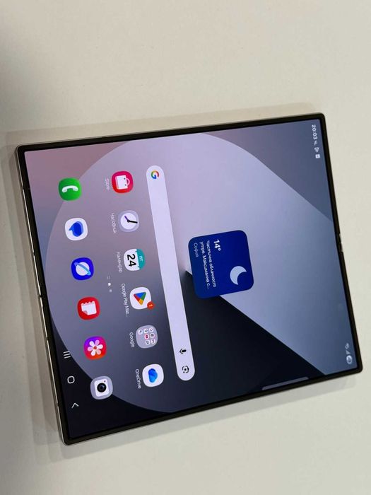 Samsung Galaxy Z Fold 6 – 12GB RAM / 256GB