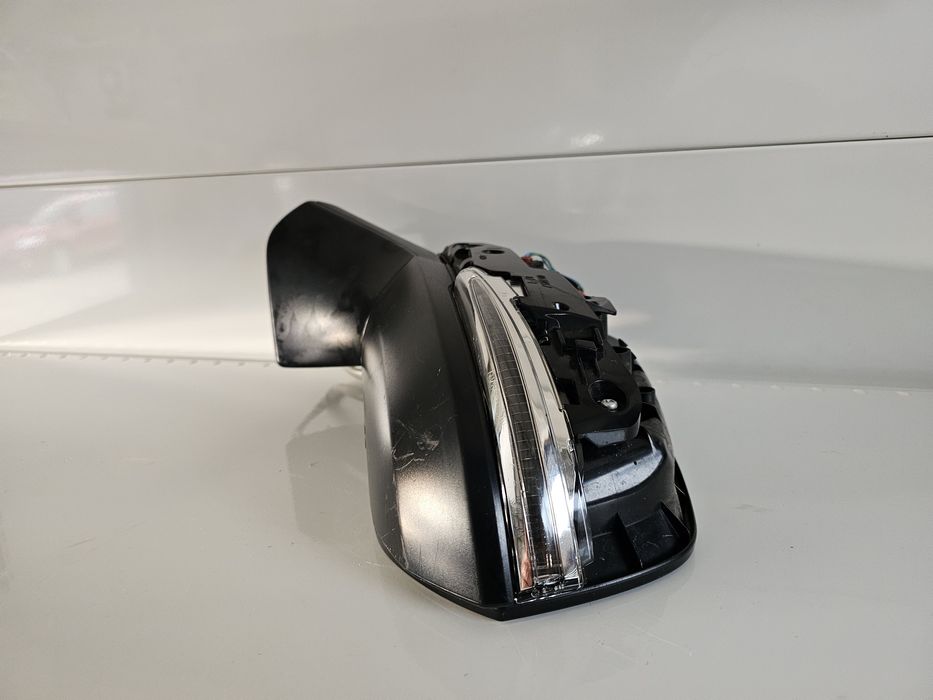 Oglinda stanga electrica Toyota Rav4 după 2022