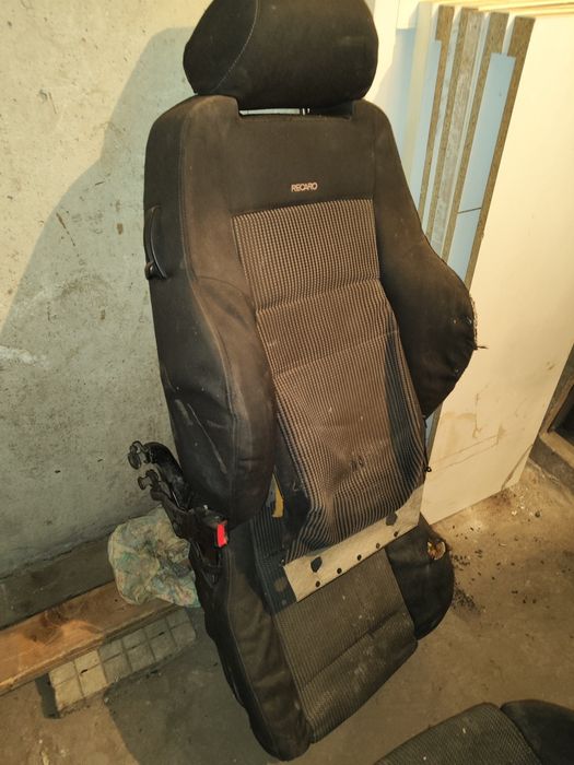 Предни седалки recaro цели за части