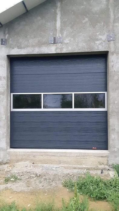 Usi de garaj, rulouri exterioare