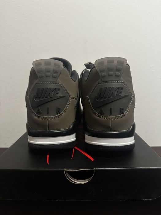 Jordan 4 retro  42-43