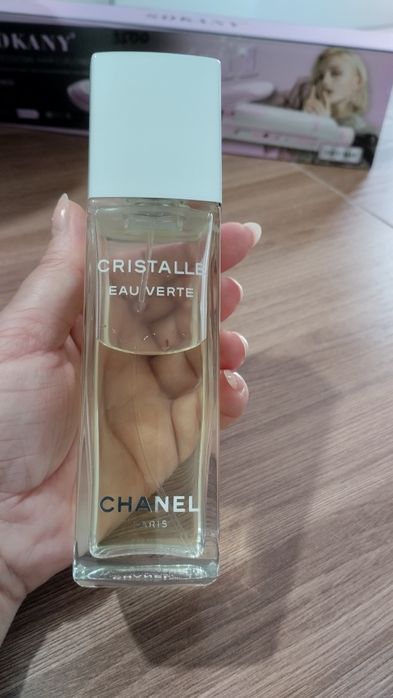Продаю парфюм Chanel Cristalle Eau Verte