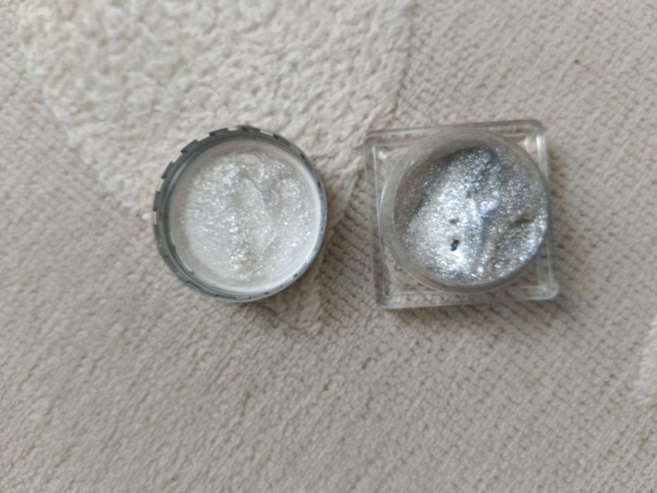 В продаже блёстки