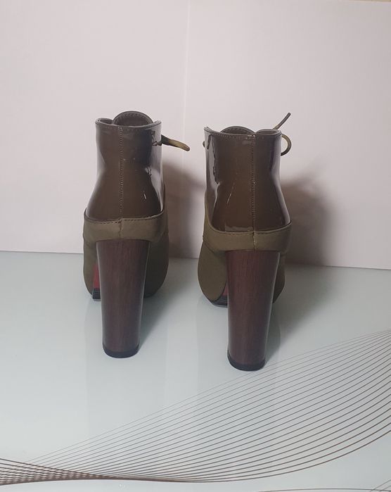 Ботильоны хаки цвет