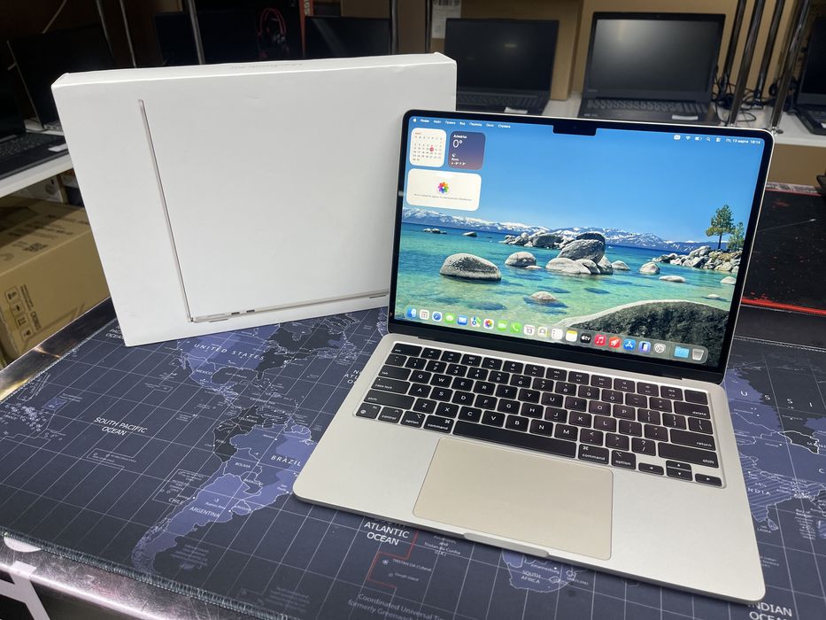 MacBook Air M2 2022 8Gb/SSD256Gb