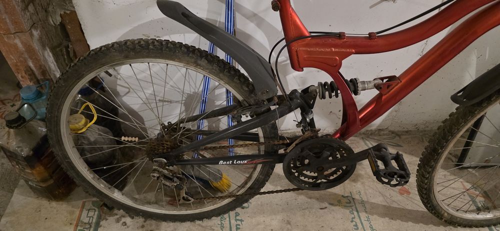 Bicicleta mtb cu amortizoare