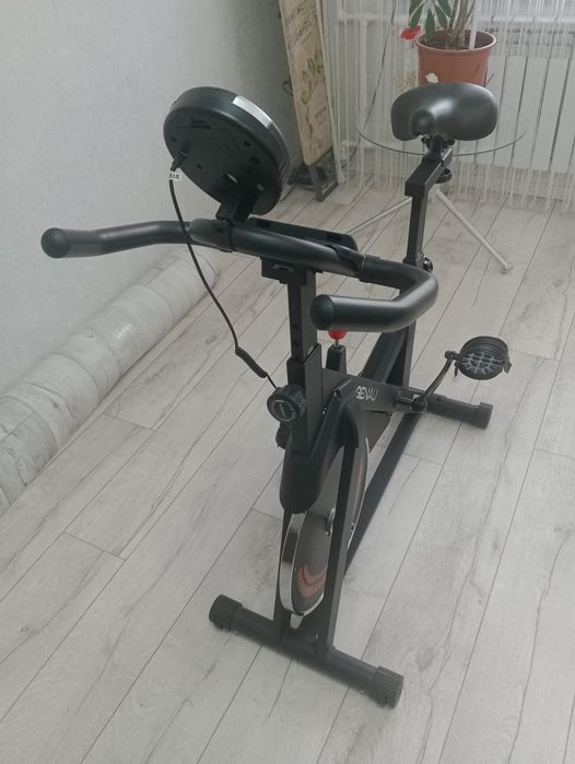 Велотреножер GENAU