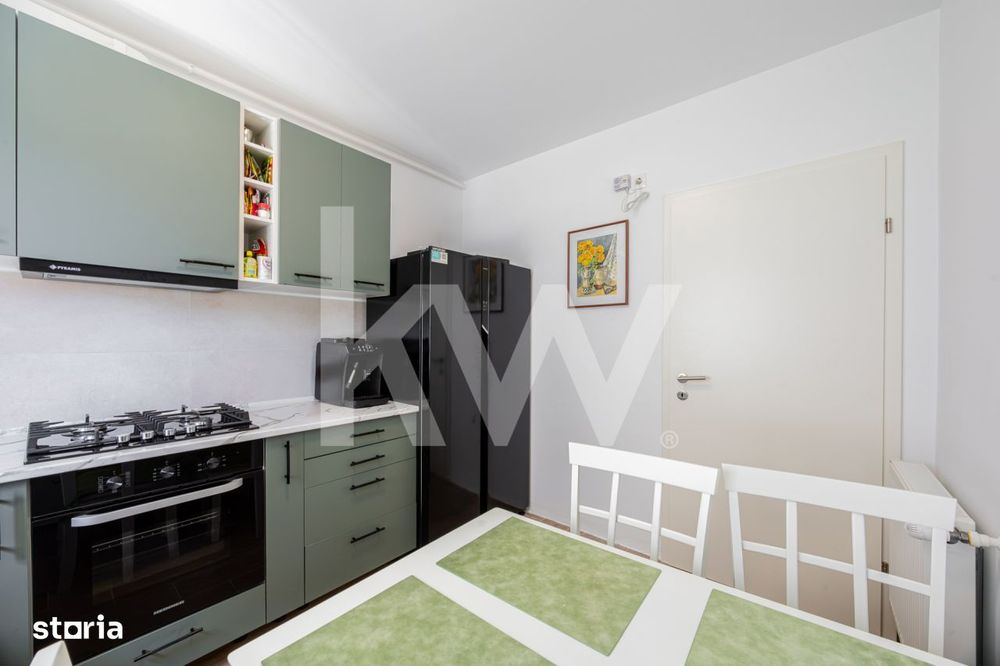 Vanzare apartament cu 3 camere, decomandat, Casa Nobel – Zona Tracto