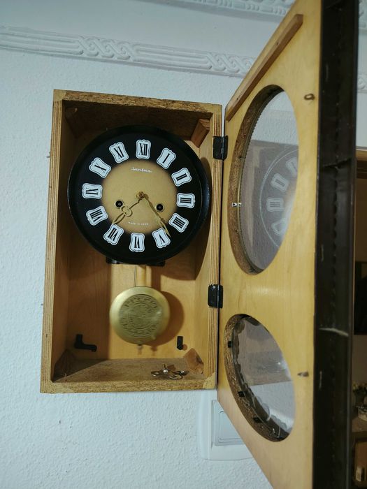 Ceas de perete cu pendula Iantar - USSR