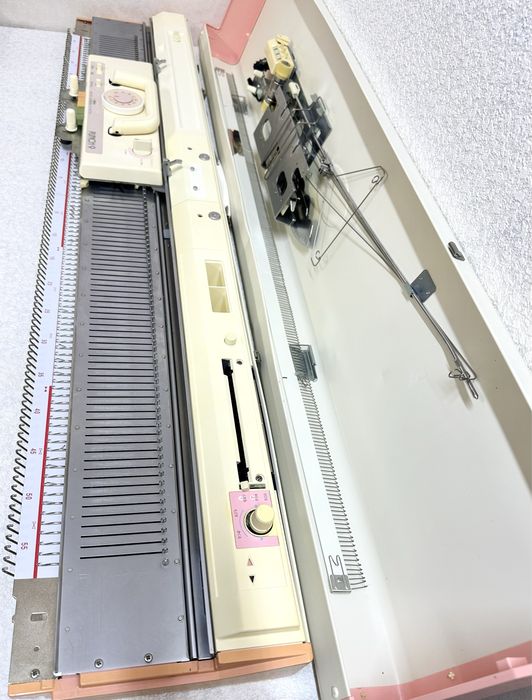 Вязальная машина Brother KH 260