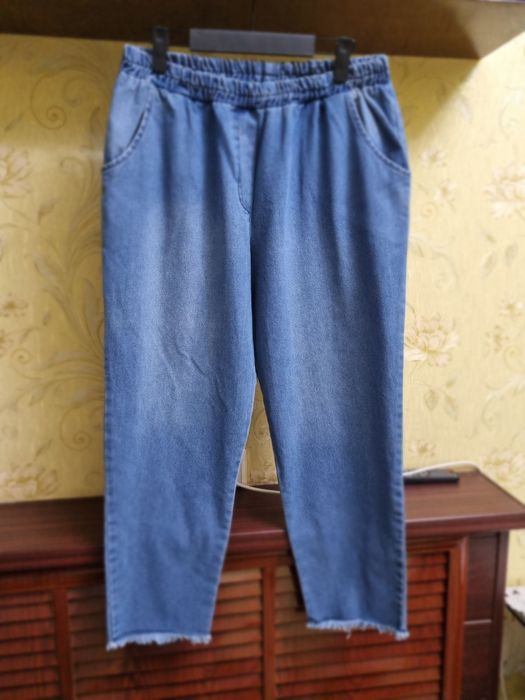 Женские брюки и юбка в хорошем состоянии