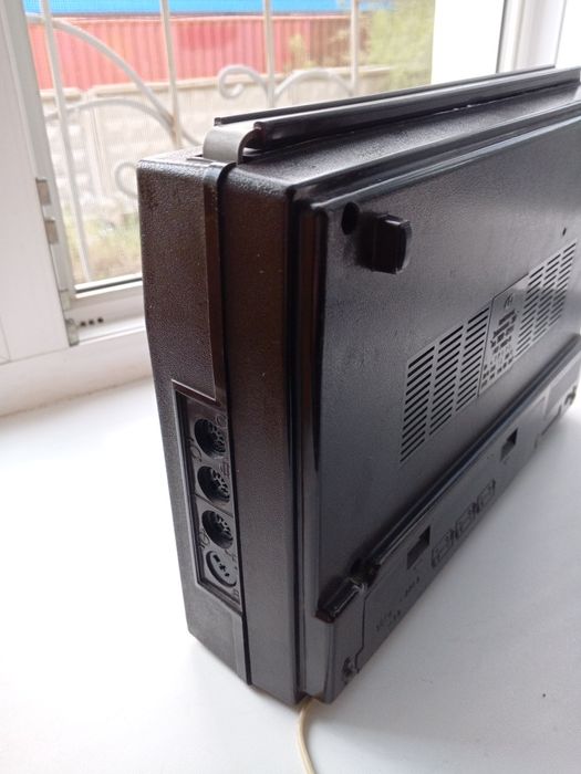 Магнитофон -Электроника-302