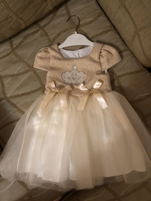 Платья на девочку фирменные