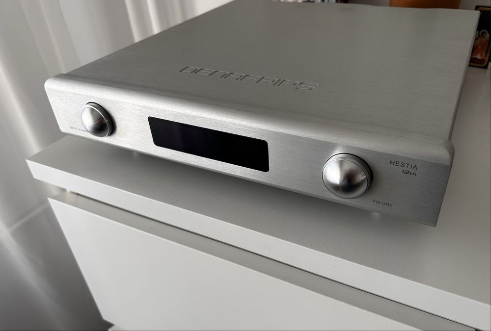 Preamplificator clasa A Denafrips Hestia 13th