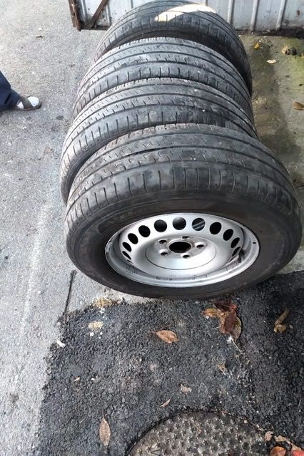 Roti si Capace originale VW transporter T5 T6 r16