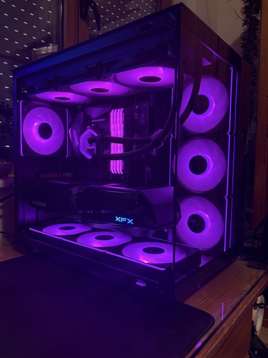 Компютър с Ryzen 9 5900x / RX 9070 XT / 32GB Ram